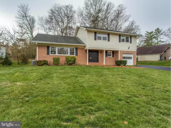 8419 PORTER LN, Alexandria, VA 22308