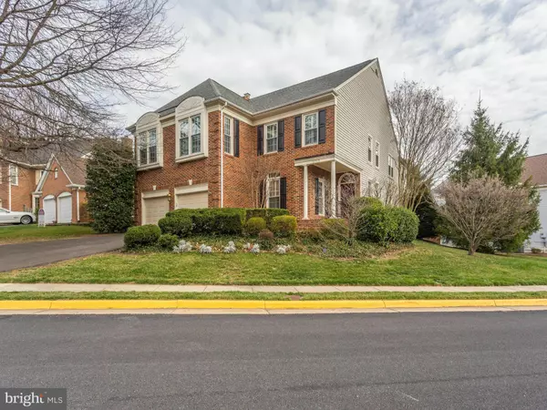 3753 CENTER WAY, Fairfax, VA 22033