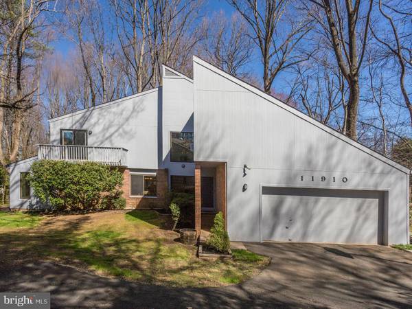 11910 BENNETT RD, Herndon, VA 20171