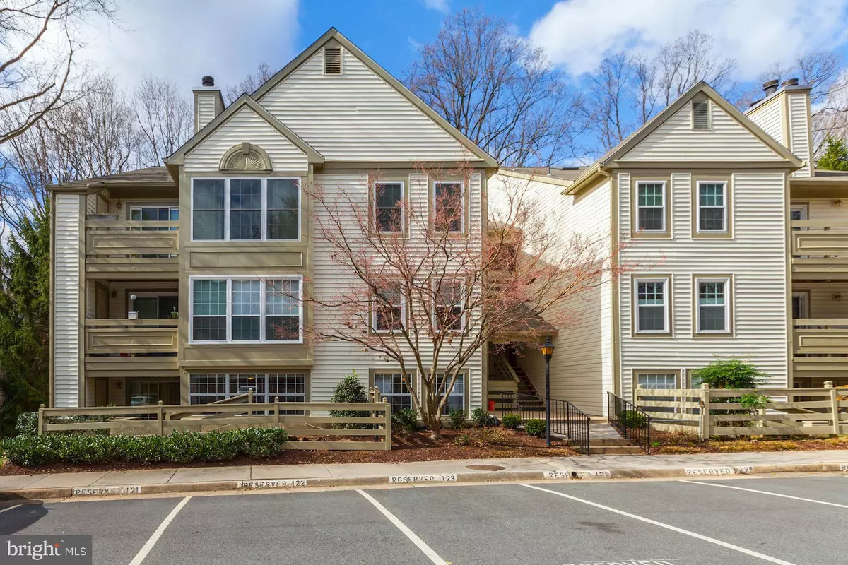 Reston, VA 20191,11709 KARBON HILL CT #601A