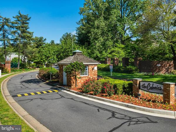 7651 TREMAYNE PL #207, Mclean, VA 22102