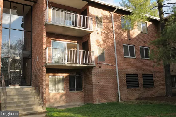 7980 AUDUBON AVE #104, Alexandria, VA 22306