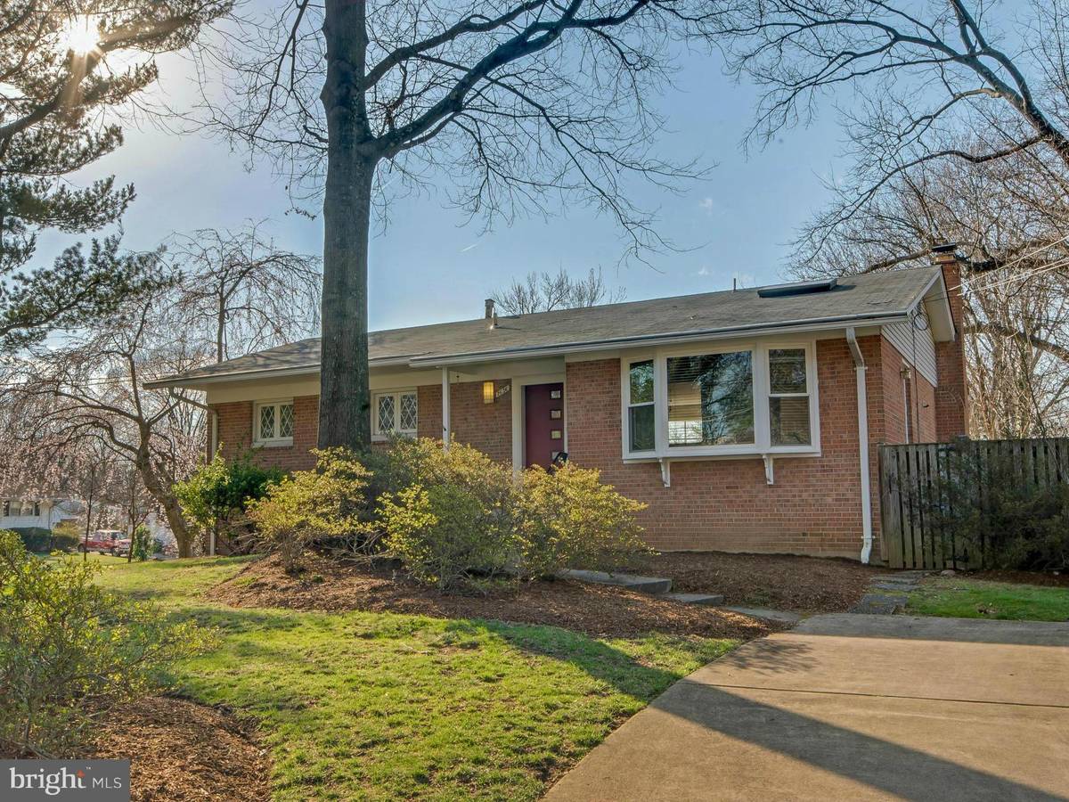 Vienna, VA 22180,2636 BOWDOIN CIR