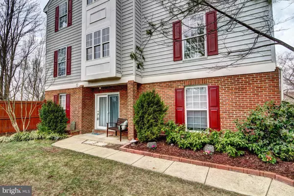 Fairfax, VA 22033,4836 HERON NECK LN