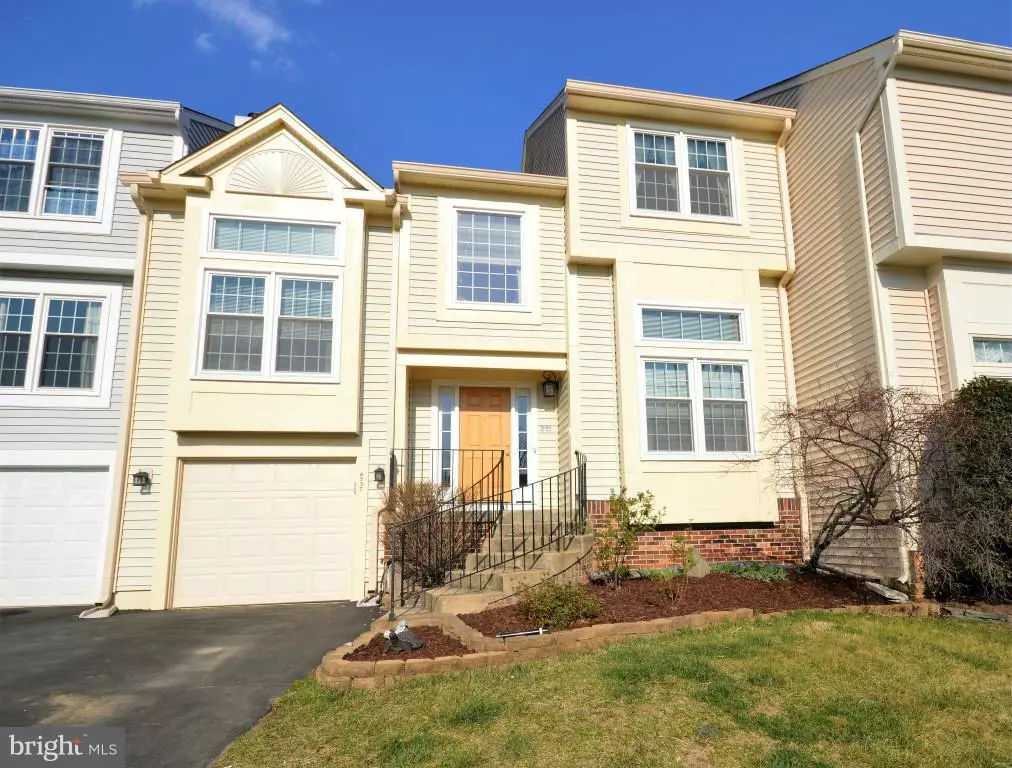 Centreville, VA 20121,6537 PALISADES DR