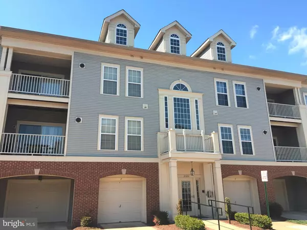 11322 WESTBROOK MILL LN #204, Fairfax, VA 22030