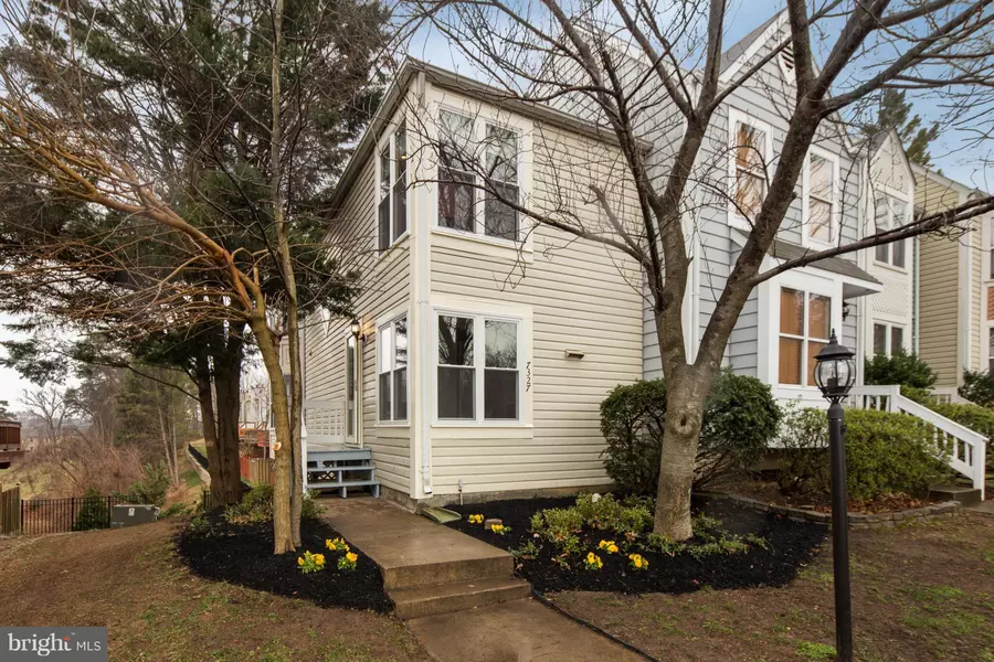 7327 CASTLEBERG CT, Alexandria, VA 22315