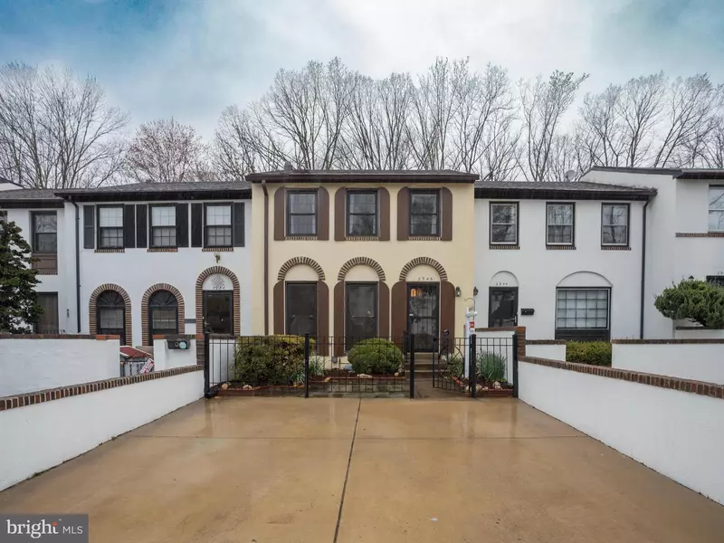 2946 ESPANA CT, Fairfax, VA 22031