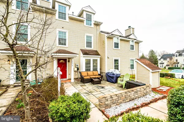 Centreville, VA 20120,14378 GRINGSBY CT