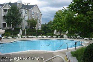 1720 LAKE SHORE CREST DR #5, Reston, VA 20190