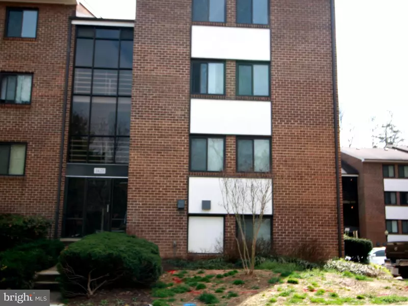 1425 NORTHGATE SQ #32B, Reston, VA 20190