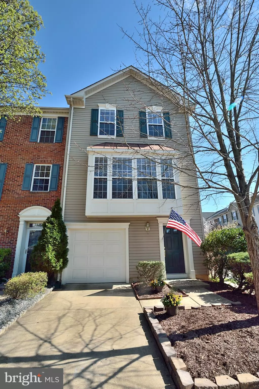 Alexandria, VA 22309,8253 LAMBERTS LN