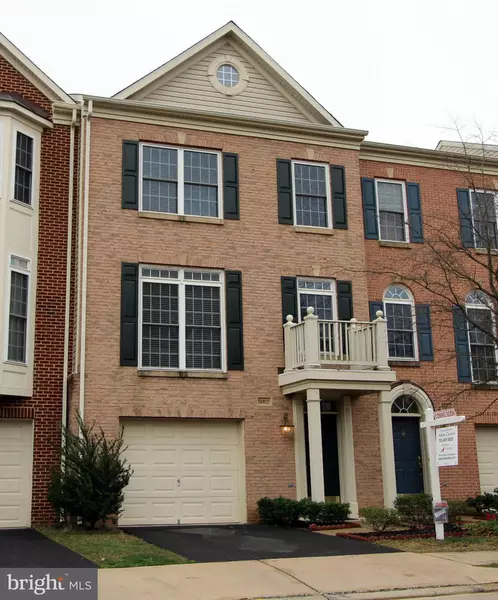 13617 LAVENDER MIST LN, Centreville, VA 20120