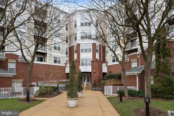 1645 INTERNATIONAL DR #313, Mclean, VA 22102