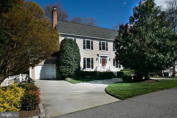 8819 GATESHEAD RD, Alexandria, VA 22309