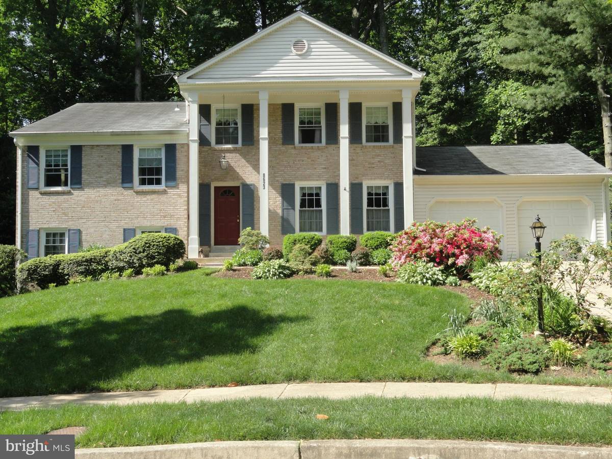 Annandale, VA 22003,8623 APPLETON CT