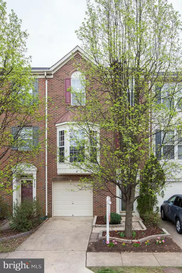 8294 JAKE PL, Alexandria, VA 22309