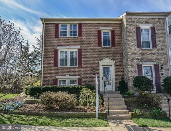 7013 BRADDOCK MEWS PL, Springfield, VA 22151