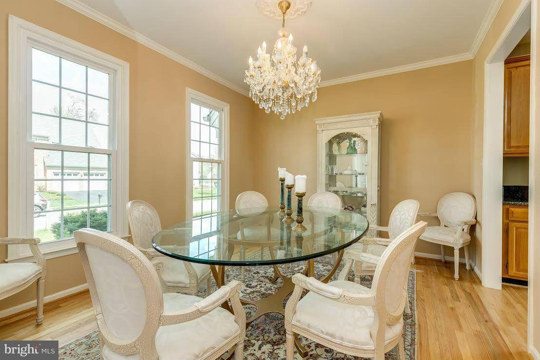 Herndon, VA 20171,13203 STABLE BROOK WAY