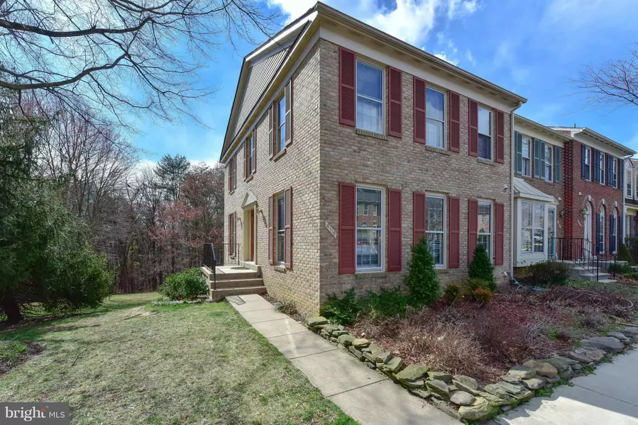 6119 SUMMER PARK LN, Alexandria, VA 22315