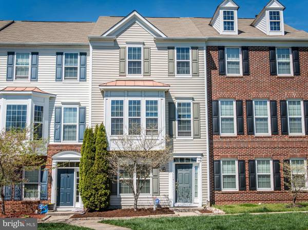 5083 VILLAGE FOUNTAIN PL, Centreville, VA 20120