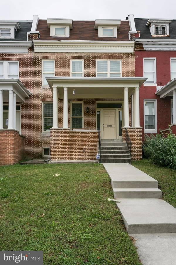 2430 LINDEN AVE, Baltimore, MD 21217