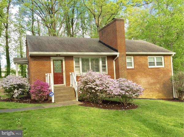 2134 GREENWICH ST, Falls Church, VA 22043