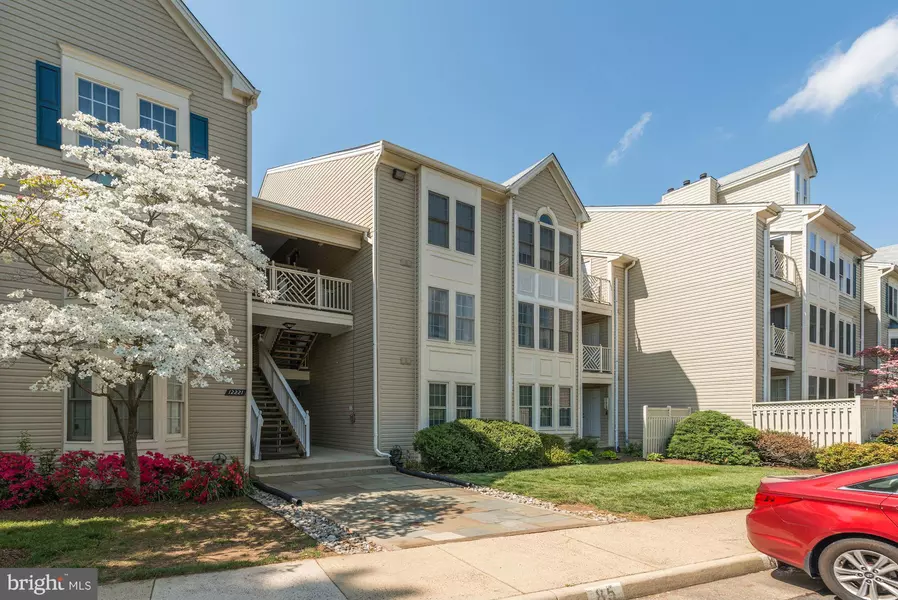 12221 FAIRFIELD HOUSE DR #106B, Fairfax, VA 22033