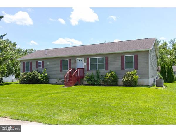 142 E MILLBROOKE AVE, Woodstown, NJ 08098