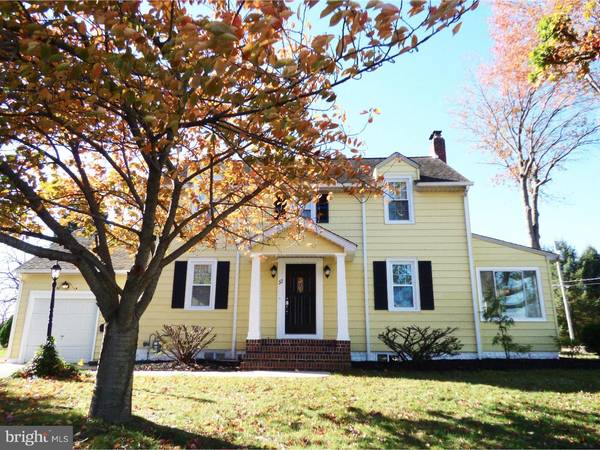 33 E PITTSFIELD ST, Pennsville, NJ 08070