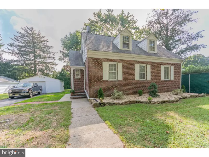 302 HAMILTON AVE, Pennsville, NJ 08070