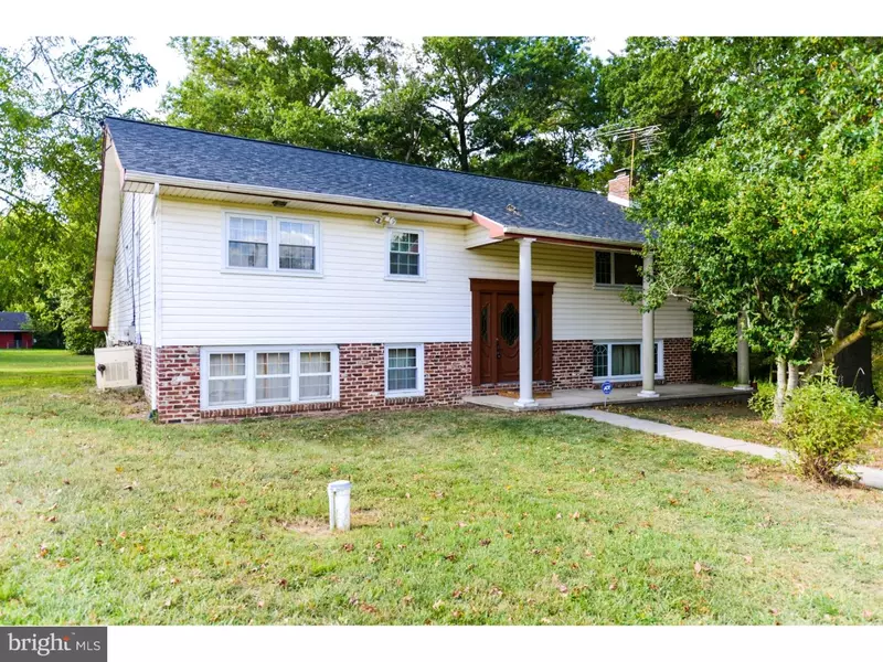 22 BEAGLE CLUB RD, Woodstown, NJ 08098