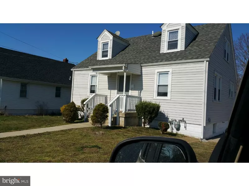 25 E LINE ST, Carneys Point, NJ 08069