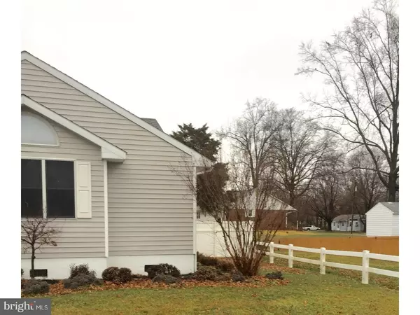 Pennsville, NJ 08070,71 SALEM DR