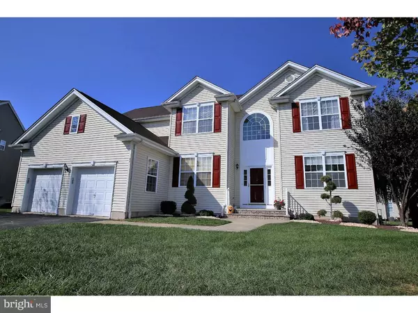 31 COBBLERS CIR, Franklin Park, NJ 08823