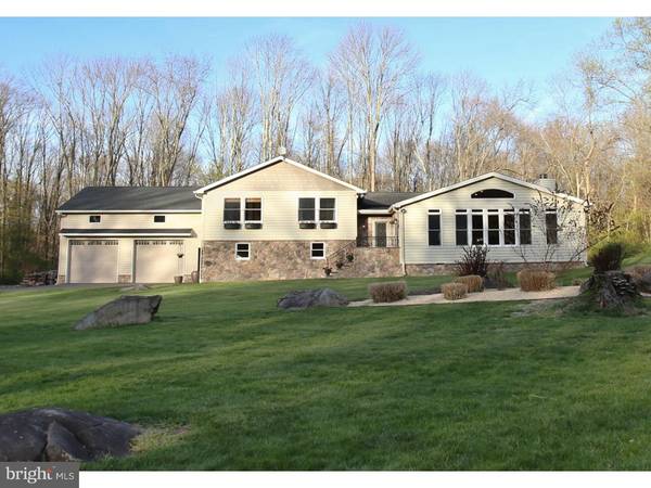 46 STONY BROOK RD, Hopewell, NJ 08525