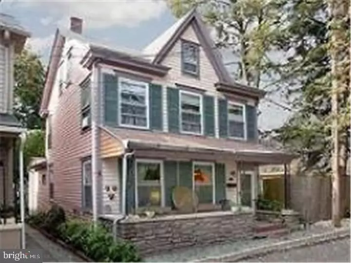 55 GEORGE ST, Lambertville, NJ 08530