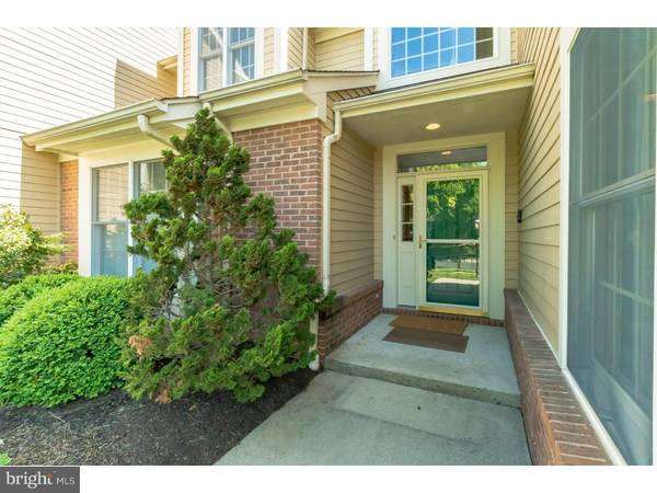 5 GREEN LEAF CT, Princeton, NJ 08540