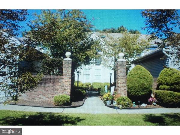 1 MELBORN DR #D, Monroe, NJ 08831