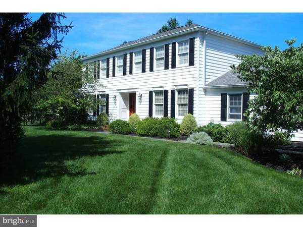 3 ADAMS DR, Cranbury, NJ 08512