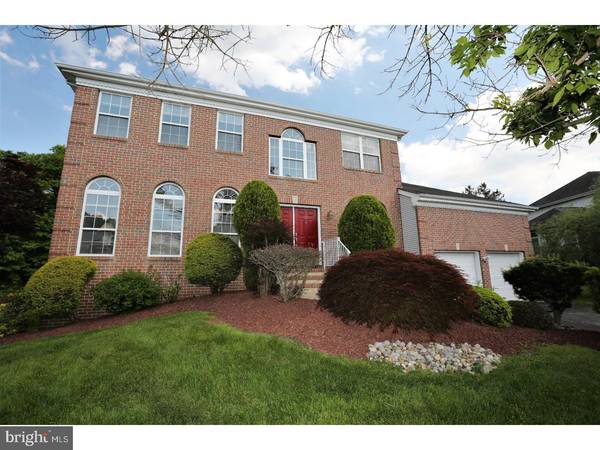 38 VILLAGE RD, Kendall Park, NJ 08824