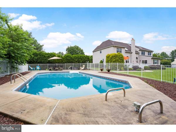 9 BROOKSIDE CT, Cranbury, NJ 08512