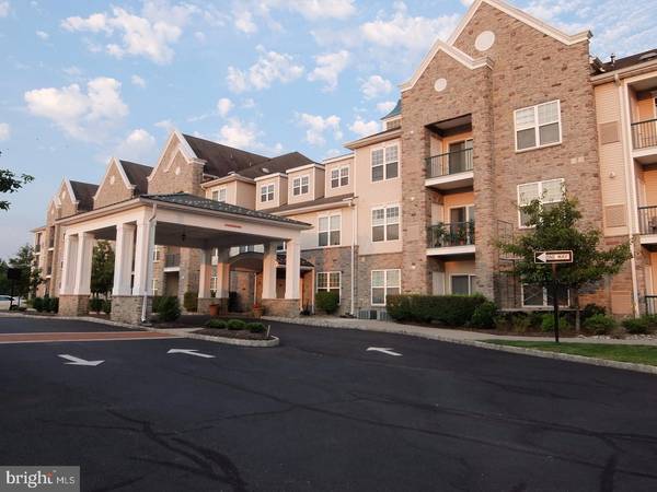 100 MIDDLESEX BLVD #307, Plainsboro, NJ 08536