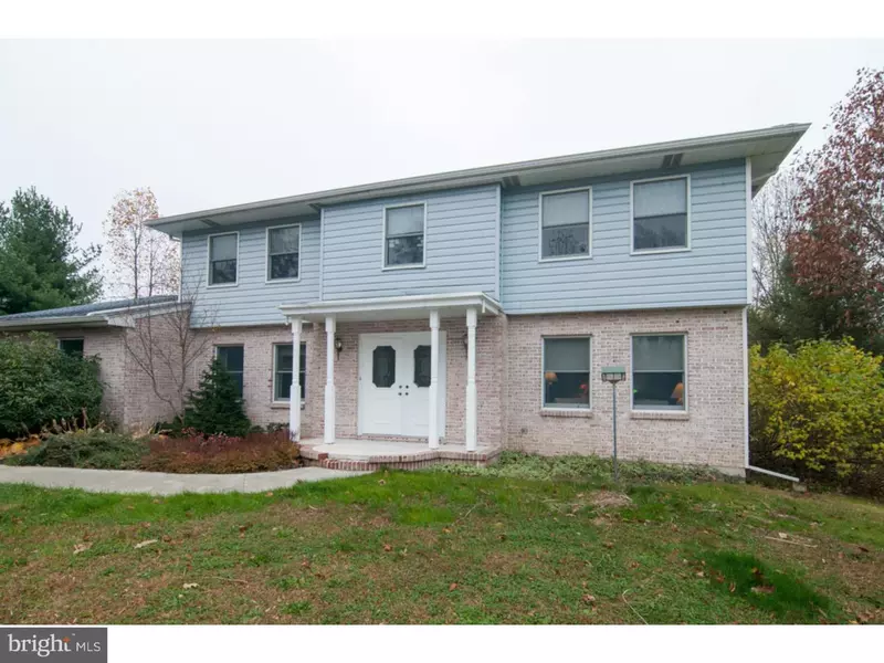 5822 LIMEPORT RD, Emmaus, PA 18049