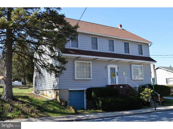 334 FRANKLIN ST, Alburtis, PA 18011