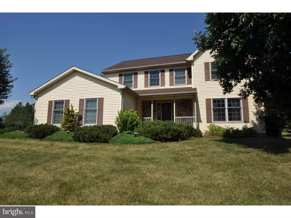 6785 ROBERTS RD, Coopersburg, PA 18036