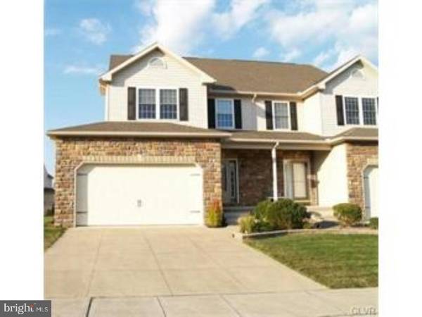 7687 BARROW DR, Macungie, PA 18062