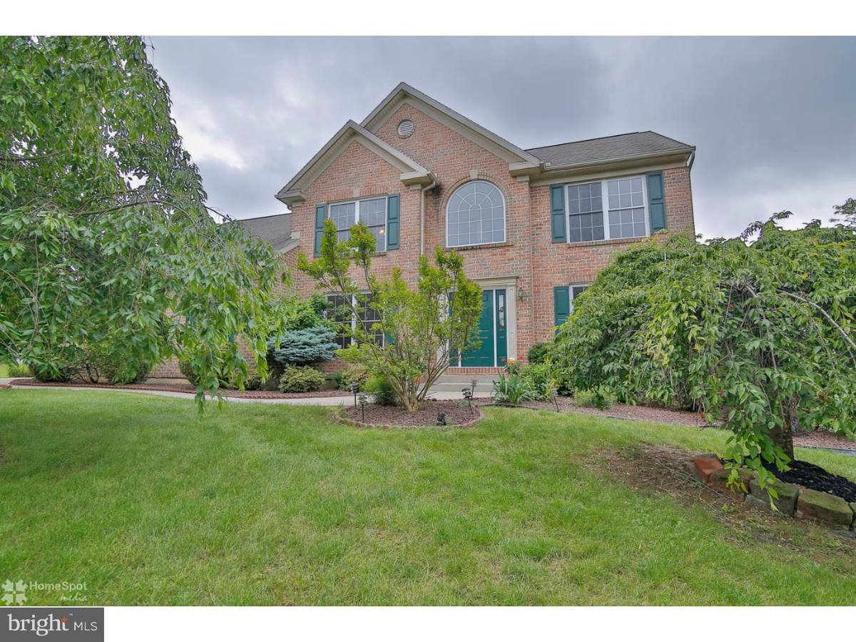 Macungie, PA 18069,827 REBECCA LN