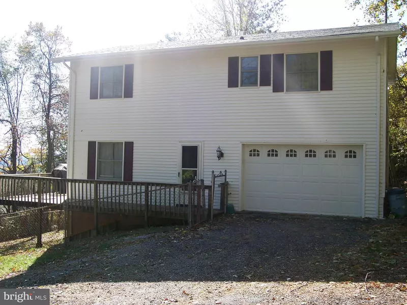 253 PARNASSUS RD, Linden, VA 22642