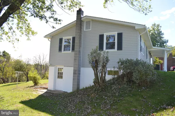 Berkeley Springs, WV 25411,104 MORGAN LN